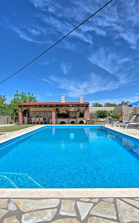 Acharavi Beach Villa: Outdoor, Pool