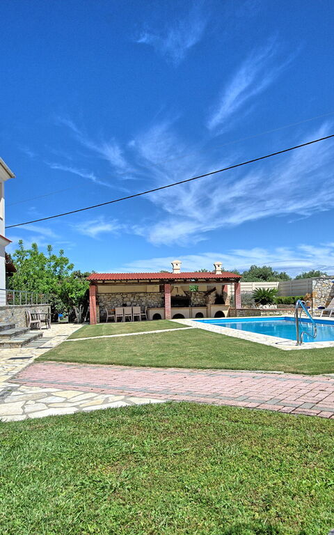 Acharavi Beach Villa: Garden, Outdoor, Pool