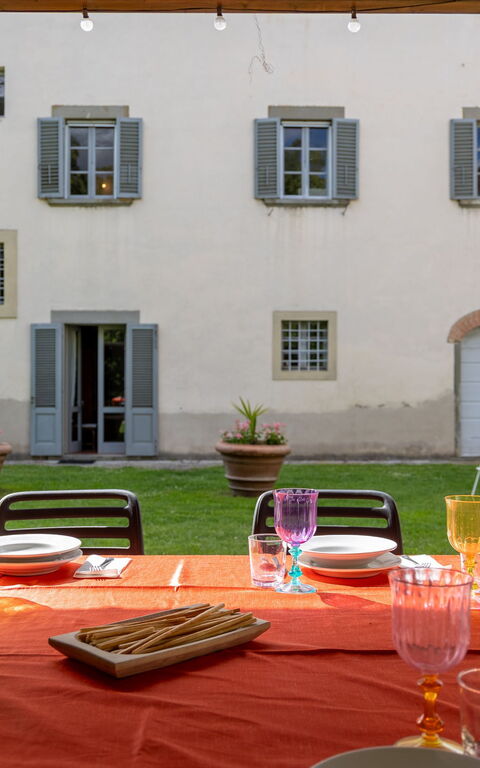 Villa Cangeli: Building Exterior, Garden, Outdoor