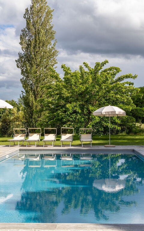 Villa Cangeli: Outdoor, Pool