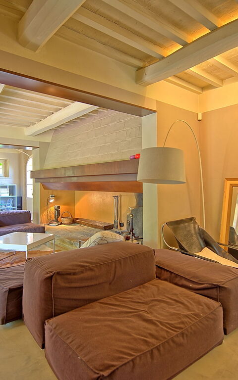 Villa Edo: Living Room