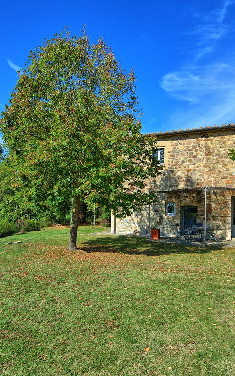 Villa Gualchiere: Building Exterior, Garden