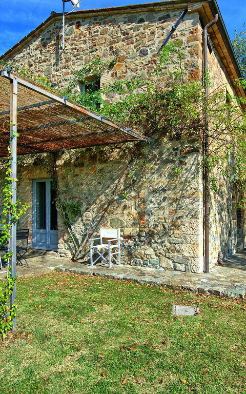 Villa Gualchiere: Building Exterior, Garden
