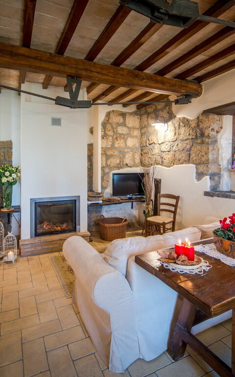 Villa Civita-Old: Living Room