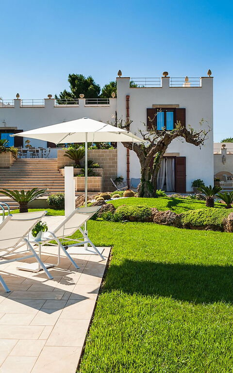 Villa Pigna Bianca: Garden, Outdoor, Pool