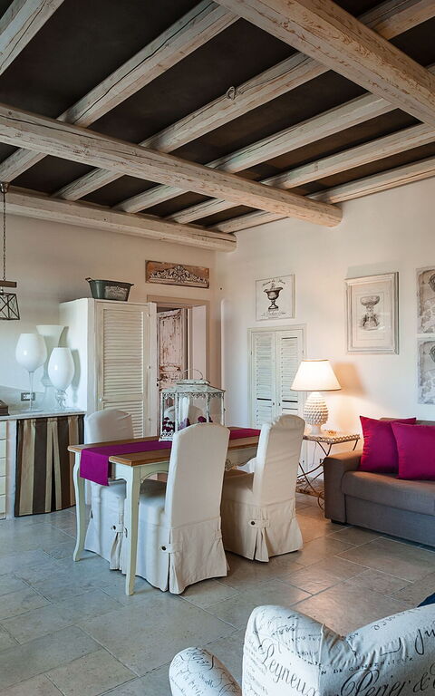 Villa Pigna Bianca: Dining Room, Kitchen, Living Room