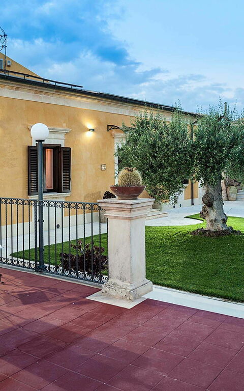 Villa Carolina: Garden, Outdoor