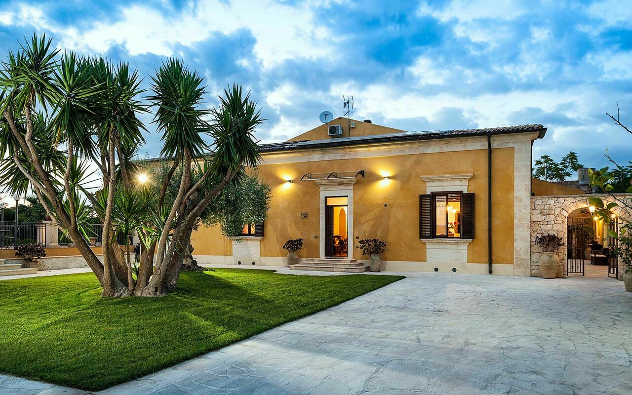 Villa Carolina: Garden, Outdoor