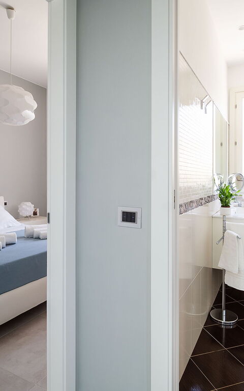 Villa Bellini: Bathroom, Bedroom