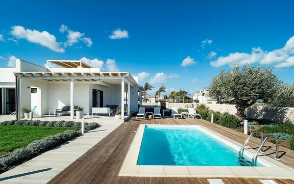 Villa San Lorenzo Rosmarino: Pool