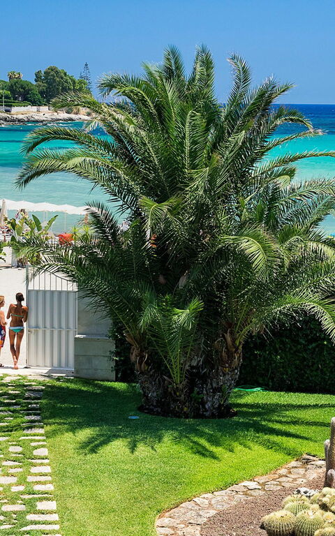 Villa La Plage: Garden, Outdoor, Scenic View