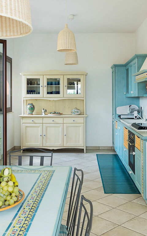 Villa La Plage: Dining Room, Kitchen