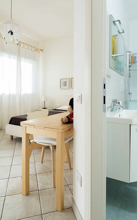 Villa La Plage: Bathroom, Bedroom