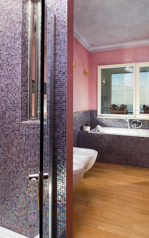 Villa Luce: Bathroom