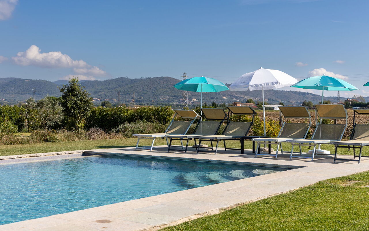 Villa Dei Vini: Garden, Outdoor, Pool, Scenic View