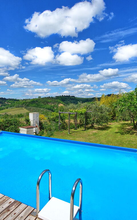 Maggiano: Pool, Scenic View