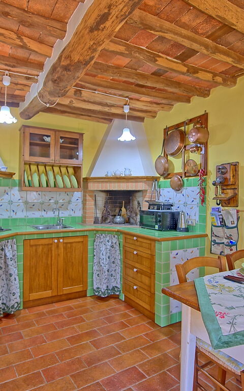 Casale Di Cozzile: Dining Room, Kitchen