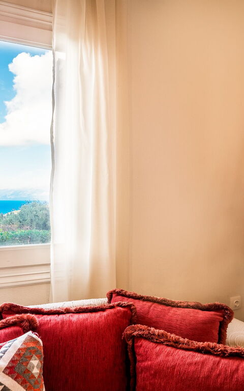 Villa Melodia: Living Room