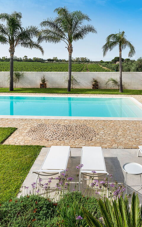 Villa Pietra Del Sole: Building Exterior, Garden, Outdoor, Pool