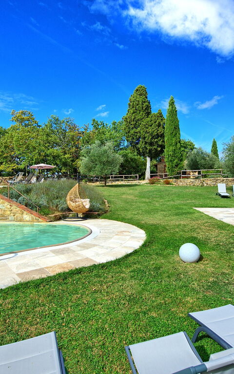 Borgo Mulignone: Garden, Pool