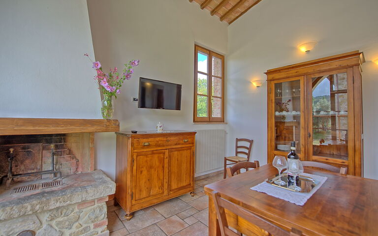 Accommodation Mulignone 3: Dining Room, Living Room