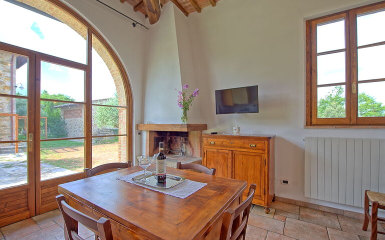 Accommodation Mulignone 3: Dining Room, Living Room