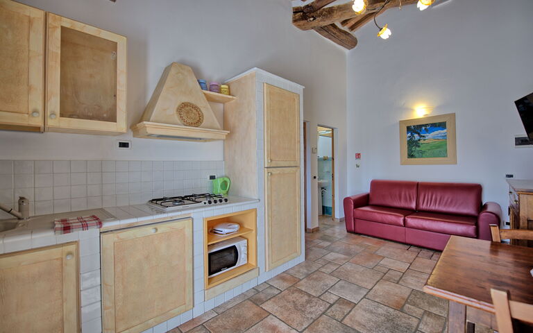 Accommodation Mulignone 14: Dining Room, Kitchen, Living Room