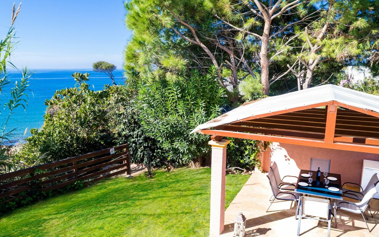 Beachfront Villa Rania: Balcony / Terrace / Patio, Garden, Outdoor