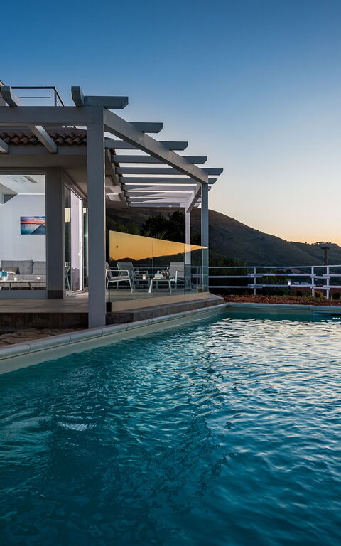 Villa Scire: Outdoor, Pool
