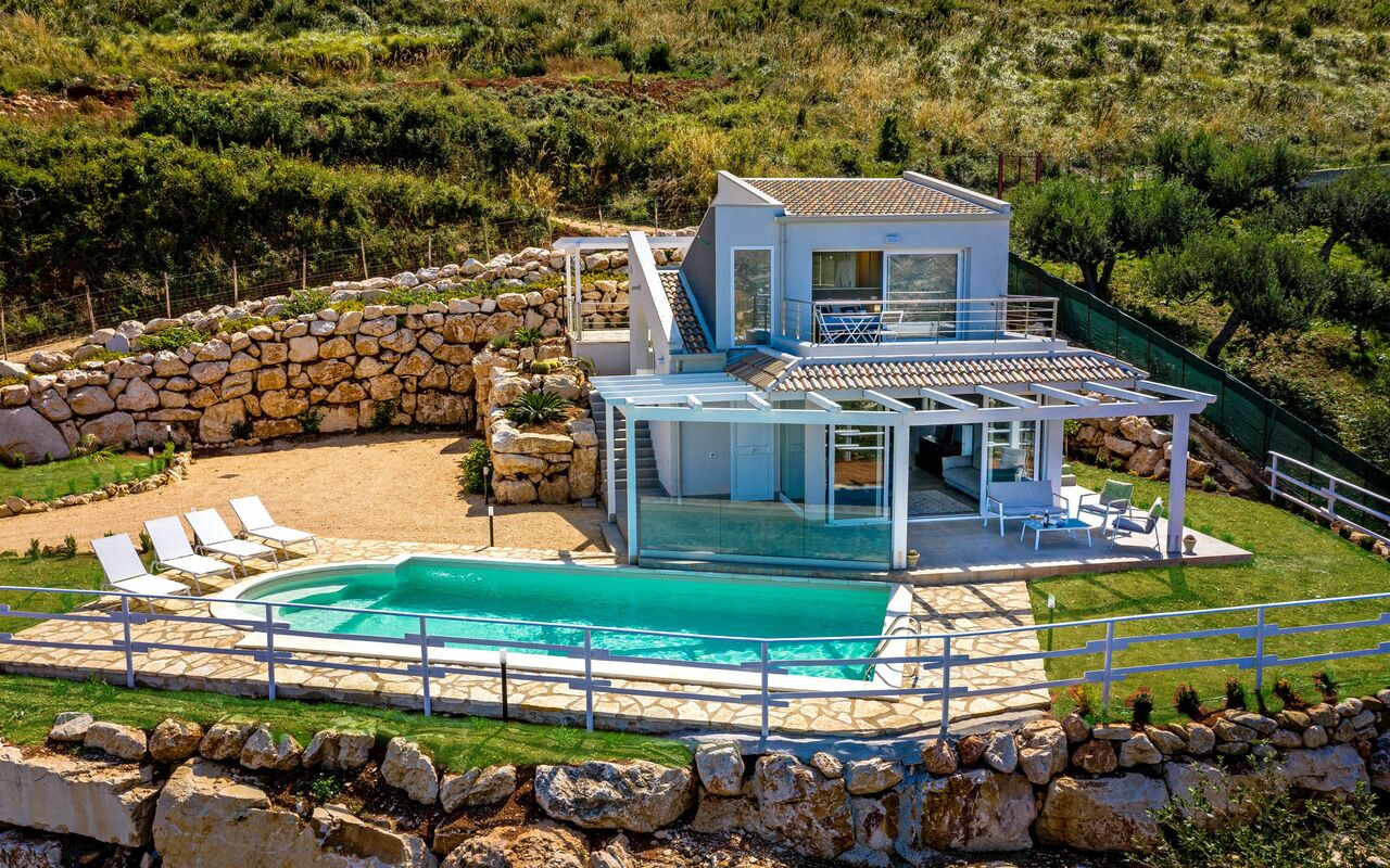 Villa Scire: Garden, Outdoor, Pool, Scenic View, Summer