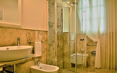 Accommodation Sole Di Vino - 5: Bathroom