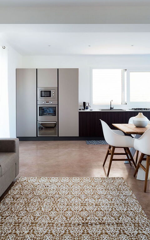 Villa San Lorenzo Palma: Dining Room, Kitchen, Living Room