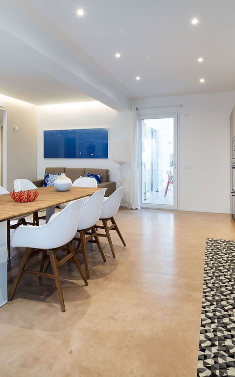 Villa San Lorenzo Palma: Dining Room, Kitchen, Living Room