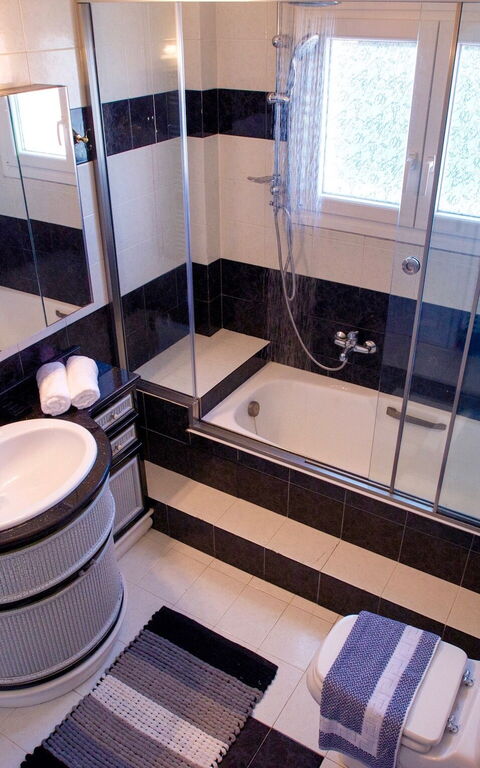 Villa Corfu Panorama: Bathroom