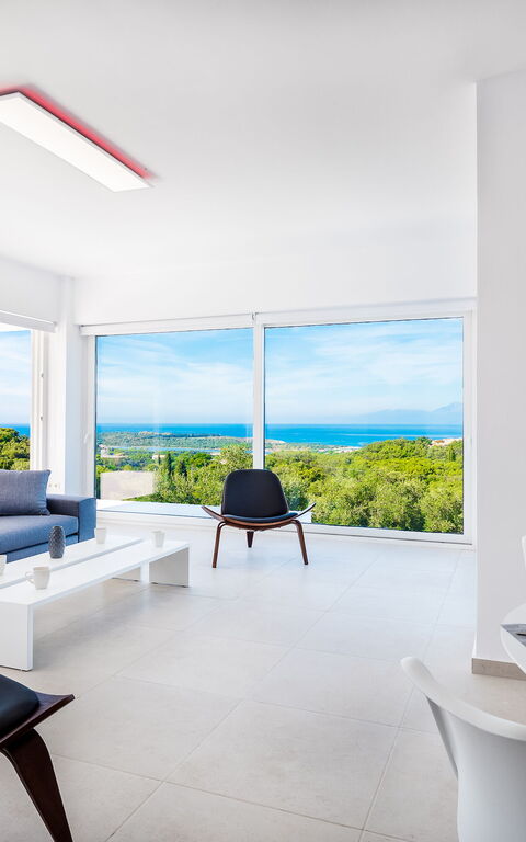 Villa Nafsika: Dining Room, Living Room