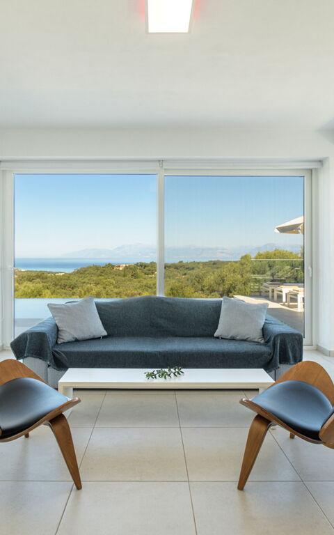 Villa Nafsika: Living Room