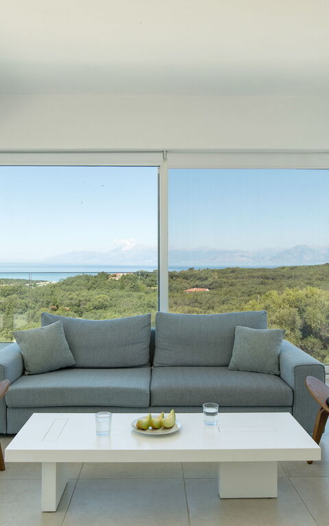 Villa Nafsika: Living Room