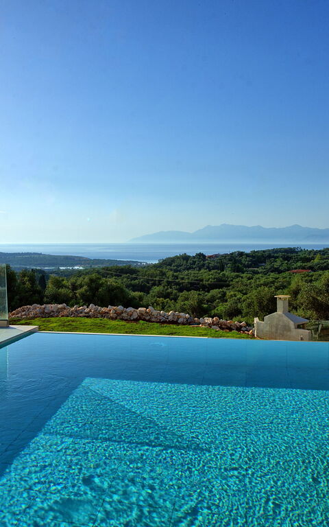 Villa Arete: Pool, Scenic View