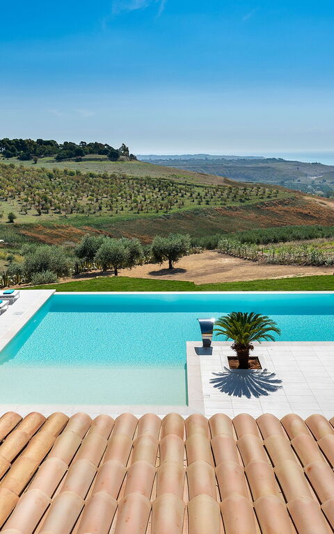 Villa Camemi: Outdoor, Pool, Scenic View, Summer