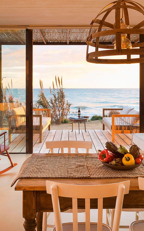 Circe: Dining Room, Living Room