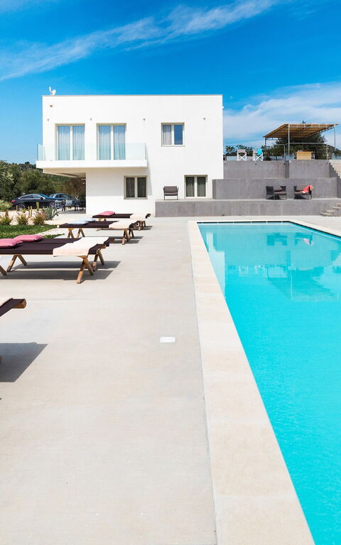 Villa Contra: Outdoor, Pool