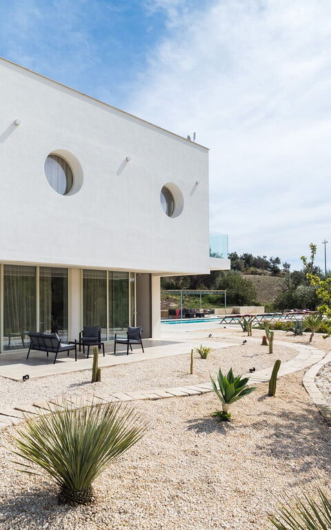 Villa Contra: Garden, Outdoor