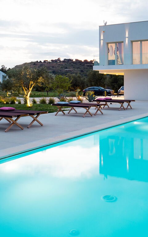 Villa Contra: Outdoor, Pool
