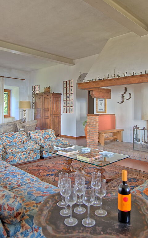 Villa Sorbaiano: Living Room