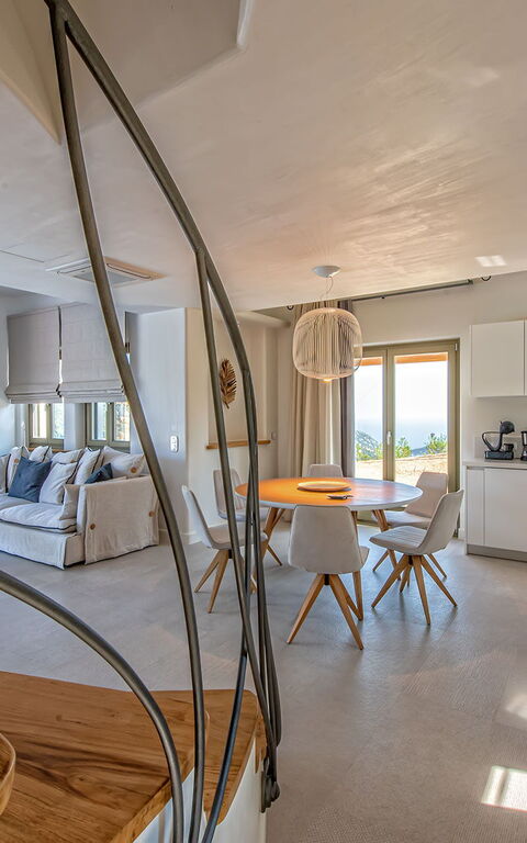 Villa Lyra: Dining Room, Kitchen, Living Room