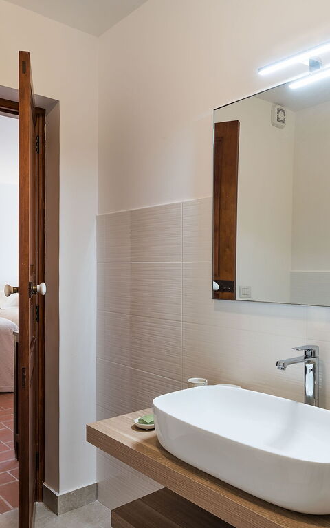 Etna Retreat: Bathroom