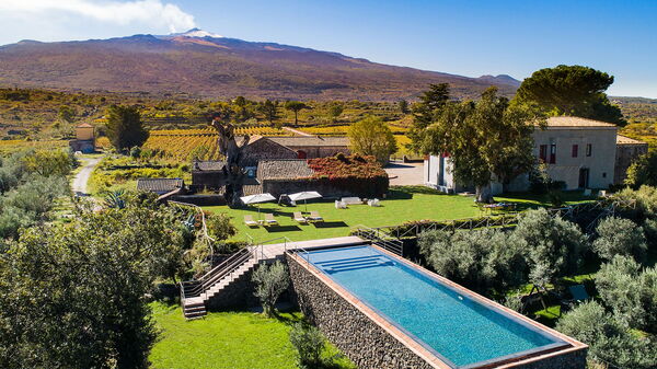 Etna Retreat: Garden, Pool, Scenic View
