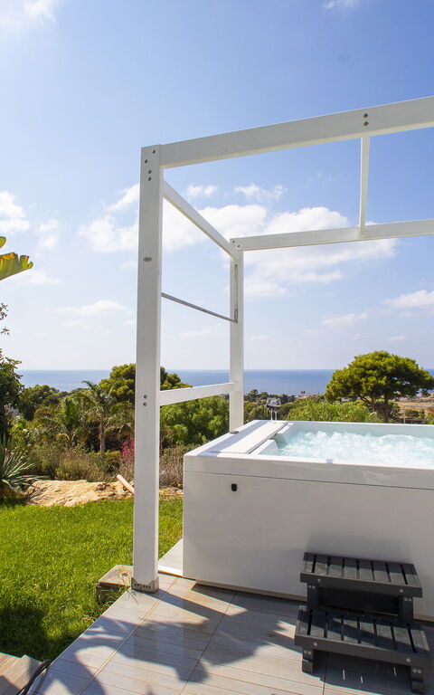 Villa Annalisa: Balcony / Terrace / Patio, Hot Tub, Outdoor, Scenic View