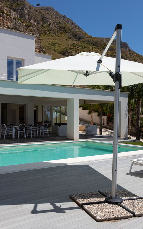 Villa Annalisa: Garden, Outdoor, Pool, Summer