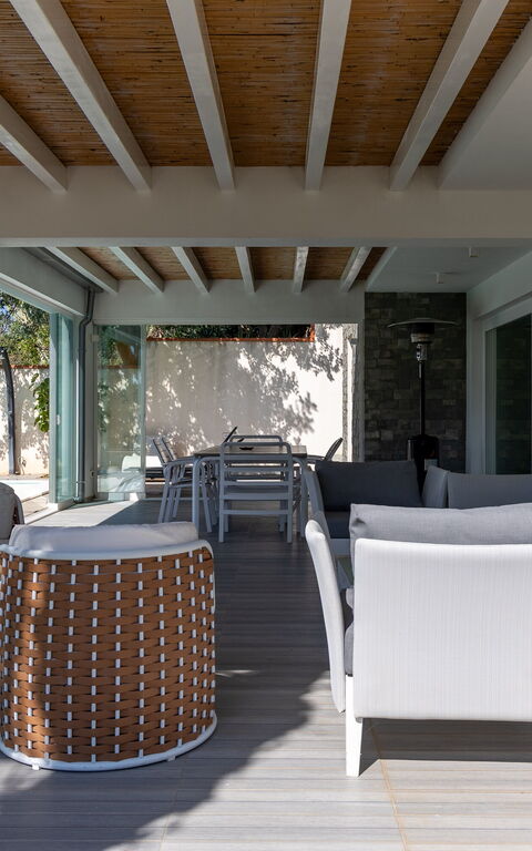 Villa Annalisa: Balcony / Terrace / Patio, Building Exterior, Outdoor
